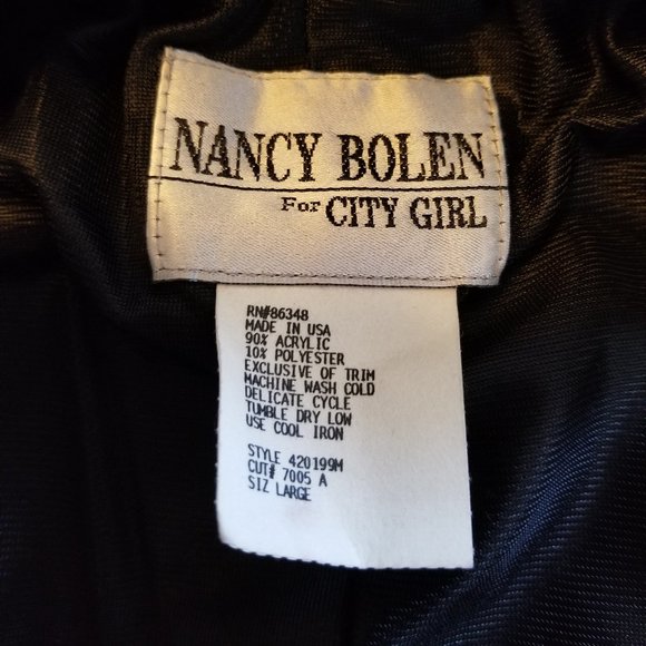 Midi Length, Gray, Knit, Pencil Skirt with Decorative Buttons - Picture 5 of 6